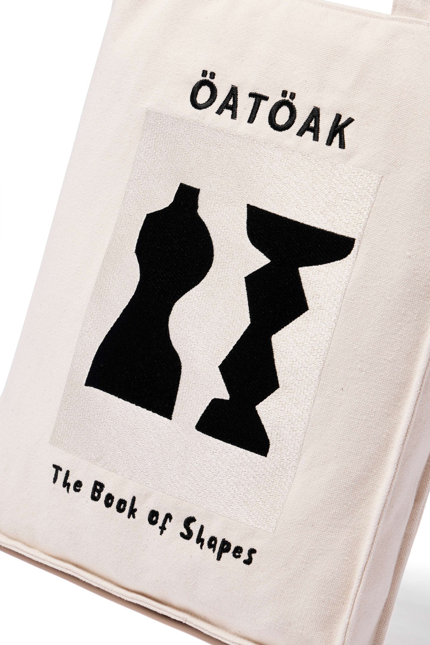 THE BOOK OF CERAMICS TOTE BAG